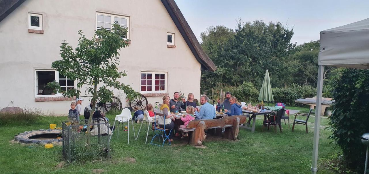 App. Tueddelkroms, 2-3 Pers., In Traumhafter Alleinlage, Naehe Binz Appartement Zirkow Buitenkant foto